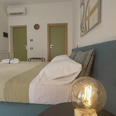 בית הארחה Casa Tita 4*